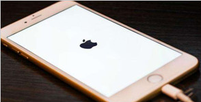 OȫԲ׌iPhone׃